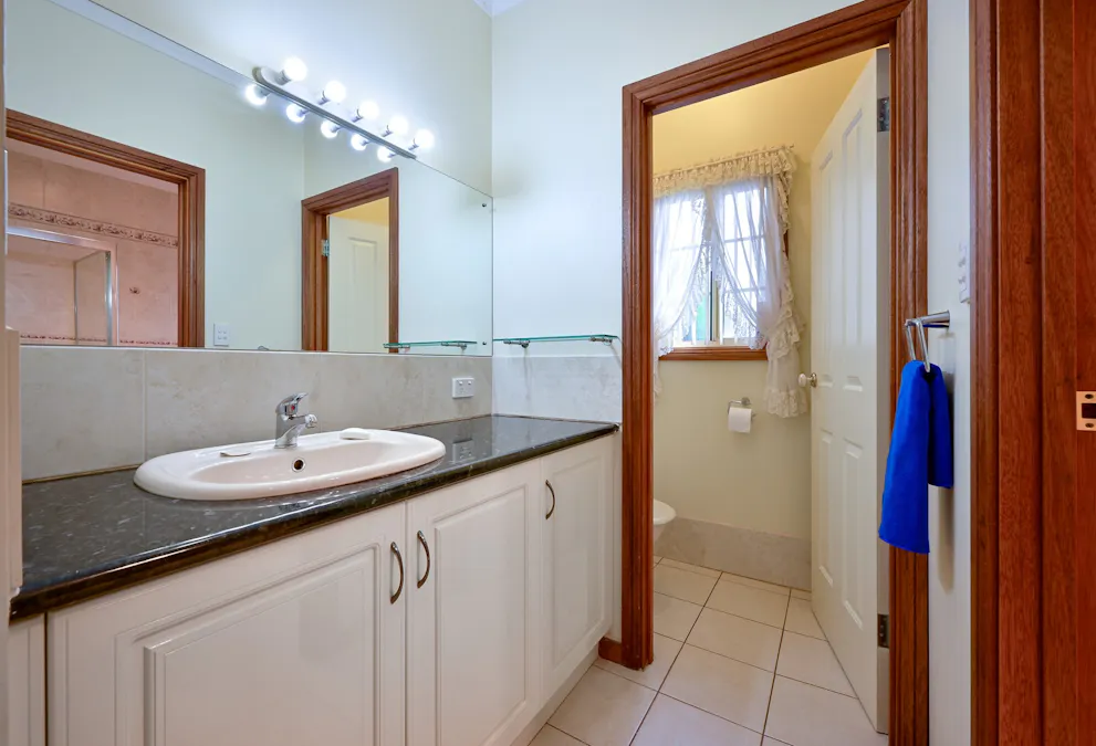 17 Viscount Slim Avenue, Whyalla Norrie, SA, 5608 - Image 12