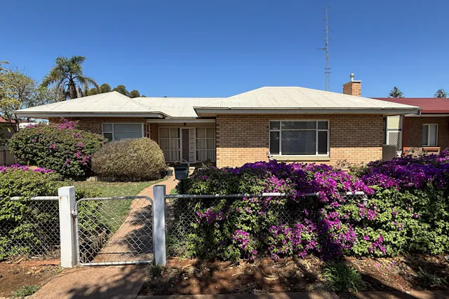 79 Broadbent Terrace — photo from Elders Real Estate Commercial South Australia