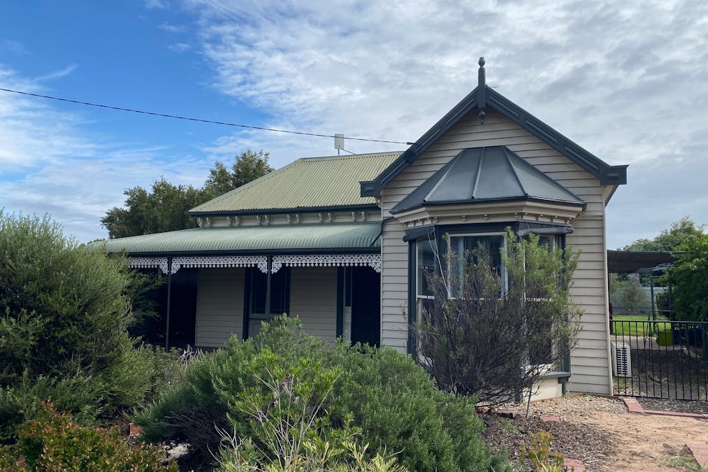 16 Craig Avenue, Warracknabeal, VIC, 3393 - Image 1