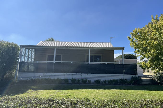 127 Gordon Street, Naracoorte, SA, 5271 - Image 1