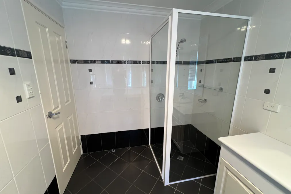 24 Sydney Hall Way, Narrogin, WA, 6312 - Image 17