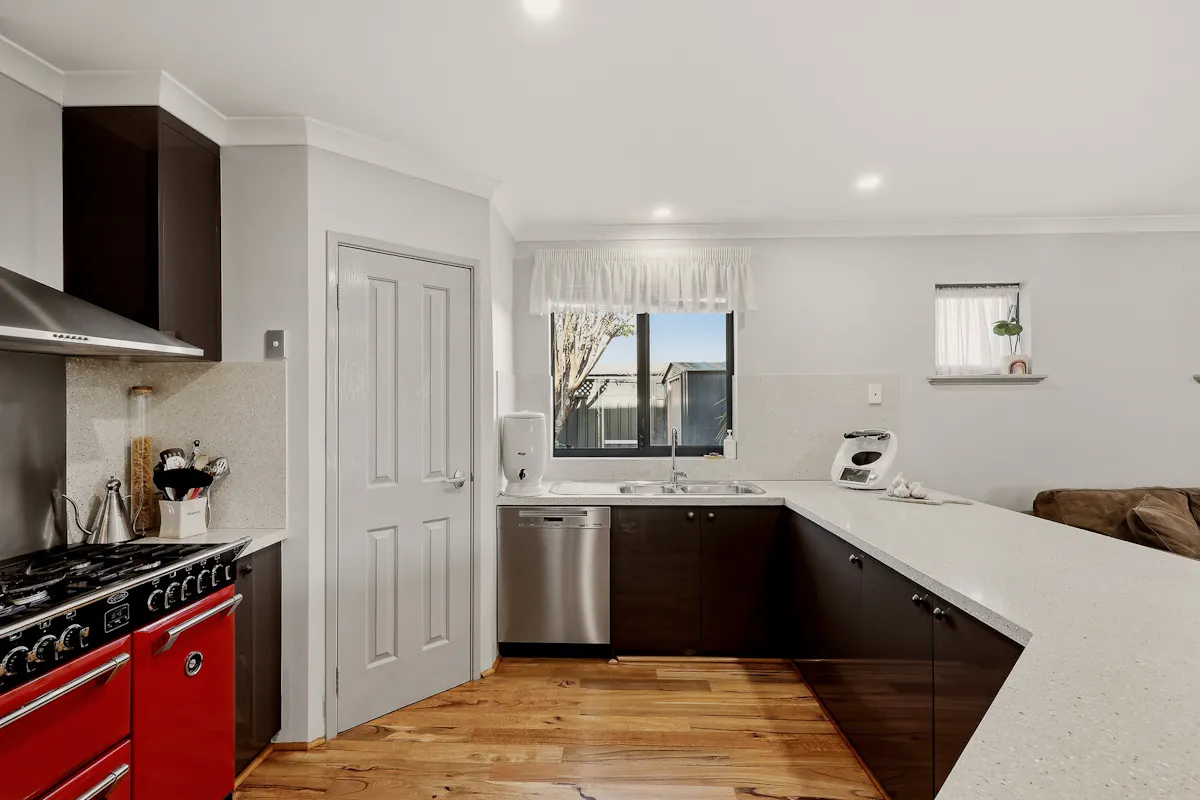 64 Ridge Boulevard — photo 13 of 30