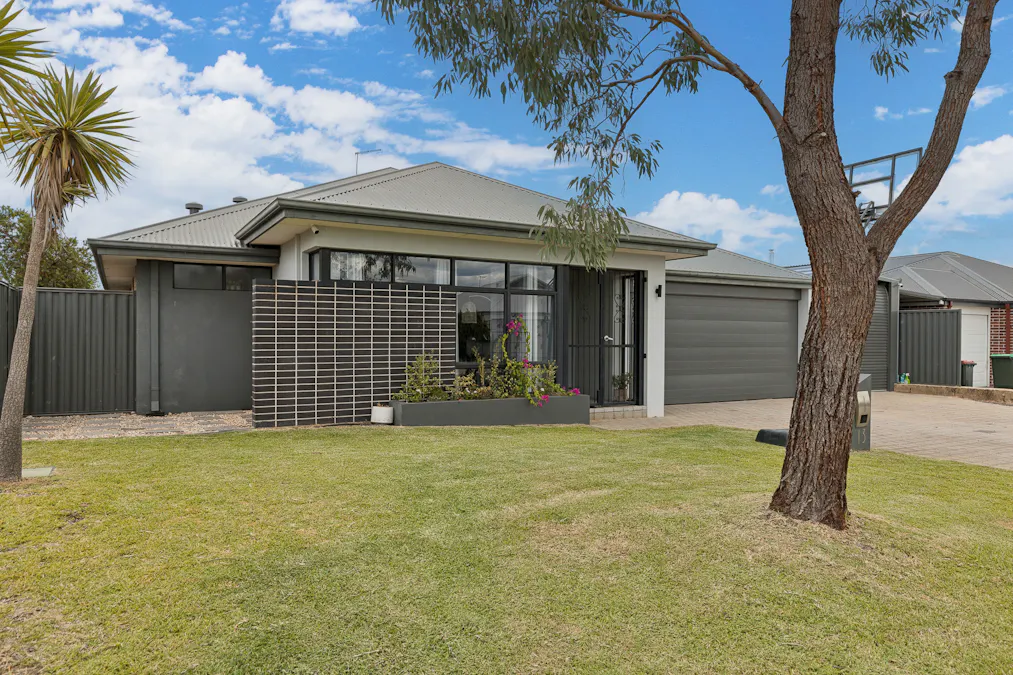 13 Grail Avenue, Baldivis, WA, 6171 - Image 2