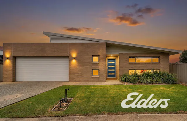 15 Vanguard Street — photo from Elders Real Estate Yarrawonga