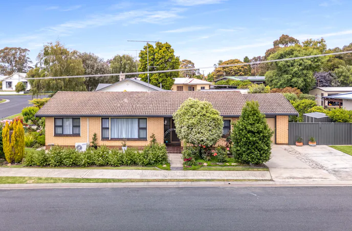 6 Finch Street, Mount Gambier, SA, 5290 - Image 1