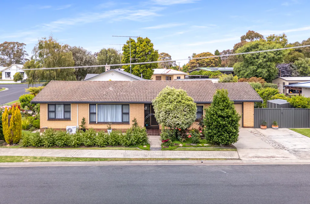 6 Finch Street, Mount Gambier, SA, 5290 - Image 1