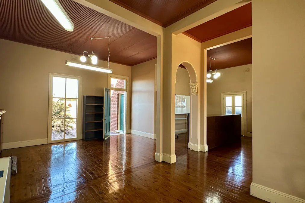 24 Becker Street, Cobar, NSW, 2835 - Image 4