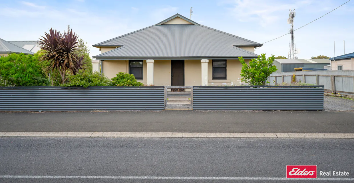 38 James Street, Kingston Se, SA, 5275 - Image 1