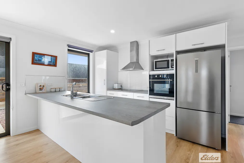 2/46 Nairana Avenue, Shorewell Park, TAS, 7320 - Image 3