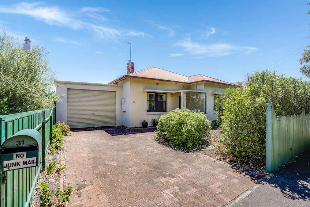 31 LINDSAY Street, Victor Harbor, SA, 5211 - Image 2
