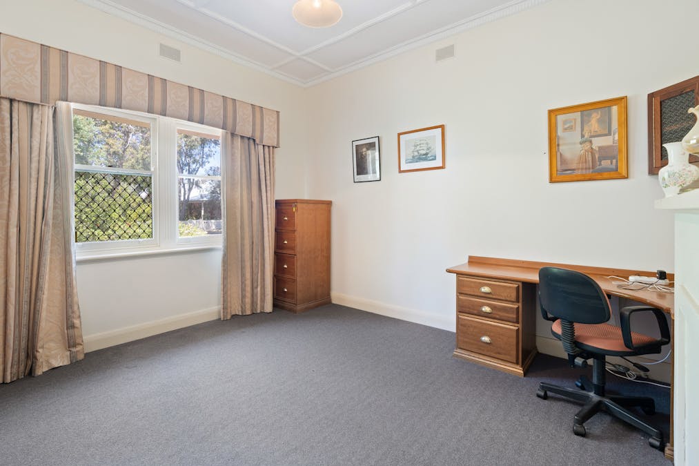 31 LINDSAY Street, Victor Harbor, SA, 5211 - Image 5