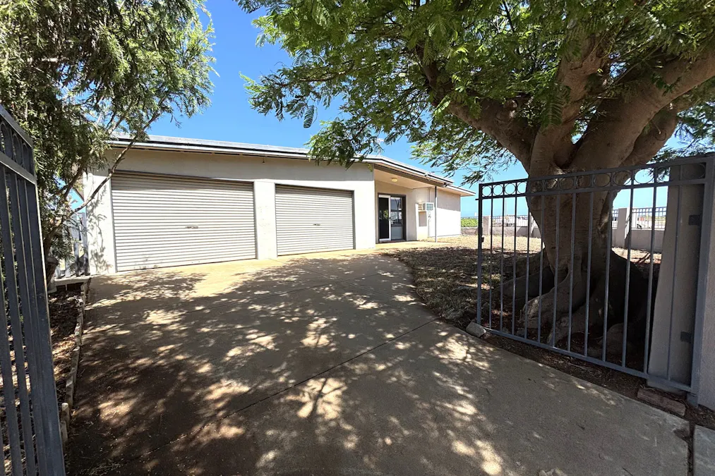 2 Brown Street, South Carnarvon, WA, 6701 - Image 26