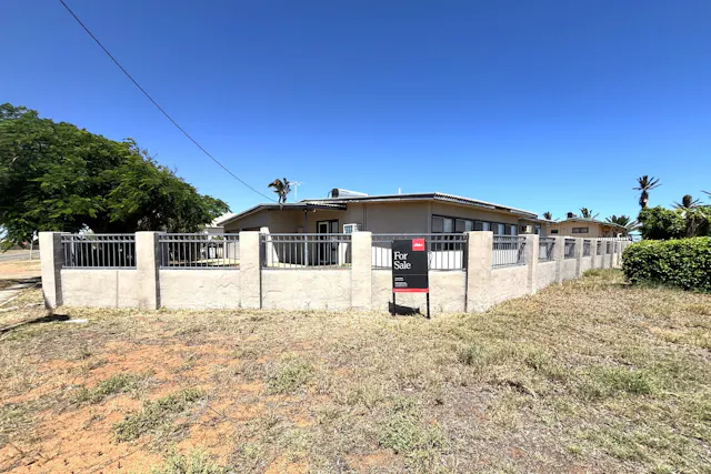 2 Brown Street — photo from Elders Real Estate Western Australia