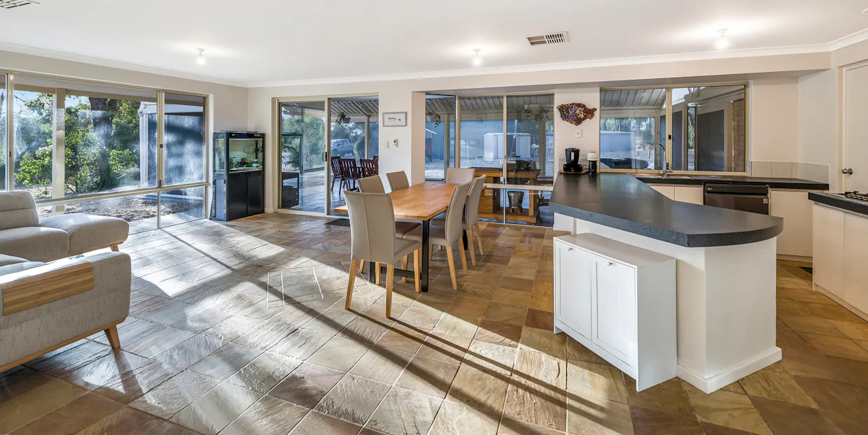 363 Meadowbrook Ramble, Bullsbrook, WA, 6084 - Image 7