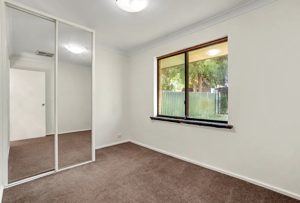 7 Lynda Crescent, Cooloongup, WA, 6168 - Image 11