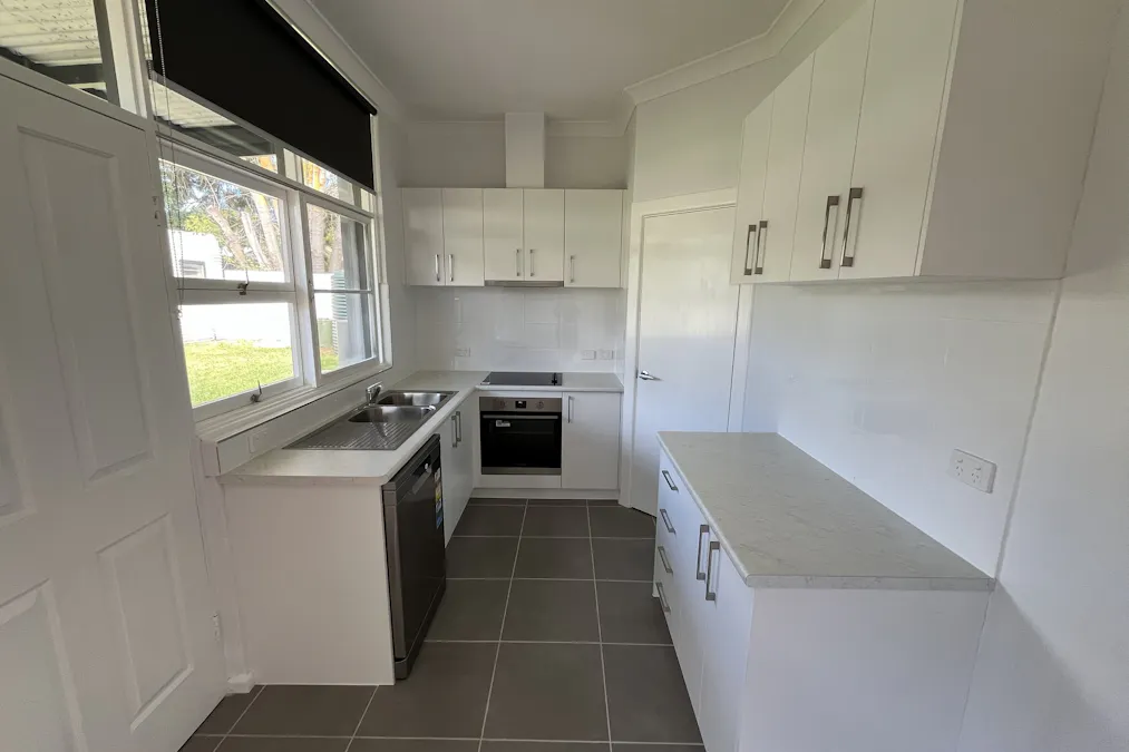 9 Grieve Avenue, Naracoorte, SA, 5271 - Image 3