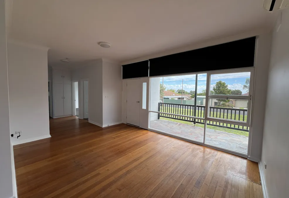 9 Grieve Avenue, Naracoorte, SA, 5271 - Image 2