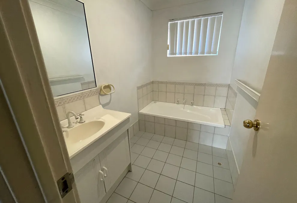 2/10 Nuytsia Avenue, Carey Park, WA, 6230 - Image 15