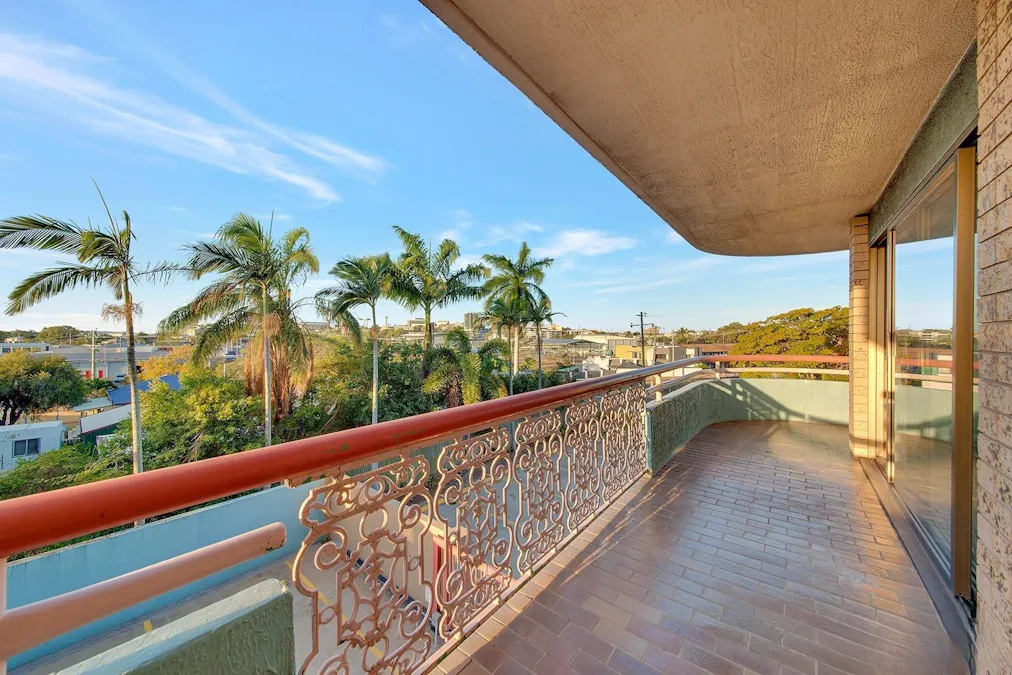 7/7 Kent Street, West Gladstone, QLD, 4680 - Image 2