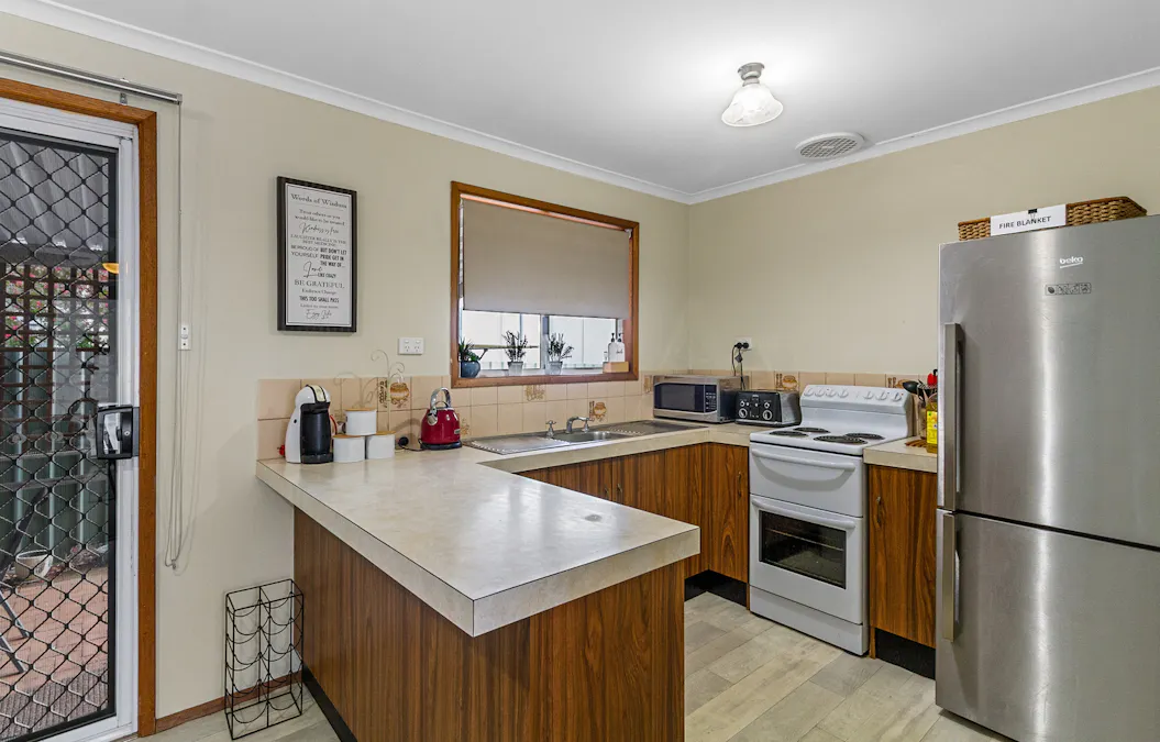 1/51 Victoria Road, Clare, SA, 5453 - Image 6