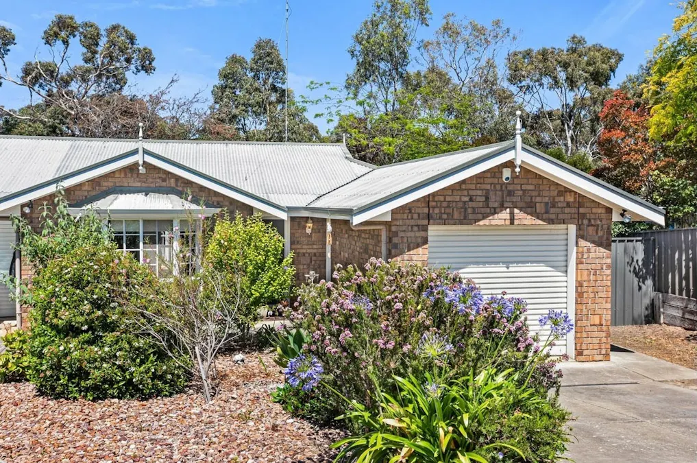 2/9 Davoren Court, Victor Harbor, SA, 5211 - Image 1