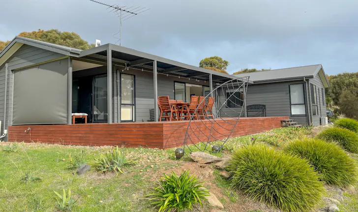 18 Dolphin Way, Penneshaw, SA, 5222