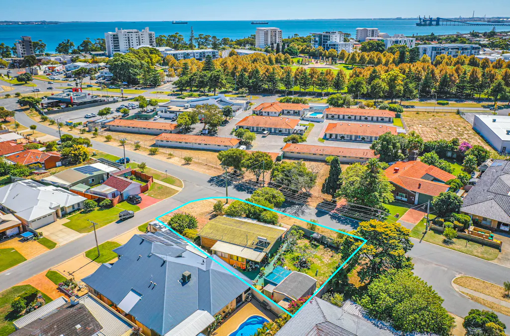 17 Ray Street, Rockingham, WA, 6168 - Image 2