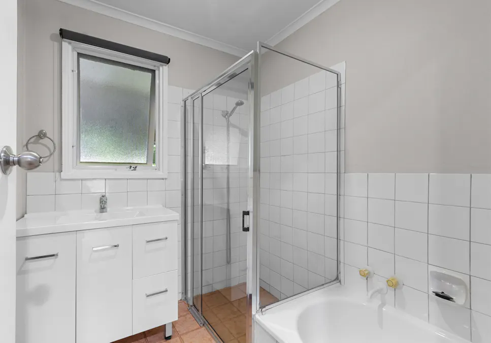 26 Phoenix Avenue, Clare, SA, 5453 - Image 14