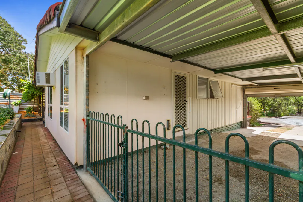 26 Phoenix Avenue, Clare, SA, 5453 - Image 18