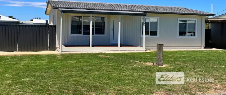 3 Nunan Street, Robe, SA, 5276 - Image 1