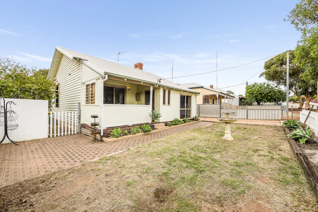 163 Chidlow Street East, Northam, WA, 6401 - Image 3