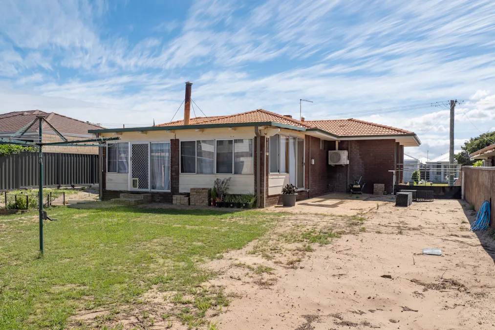 3 Swiftshire Road, Madora Bay, WA, 6210 - Image 25