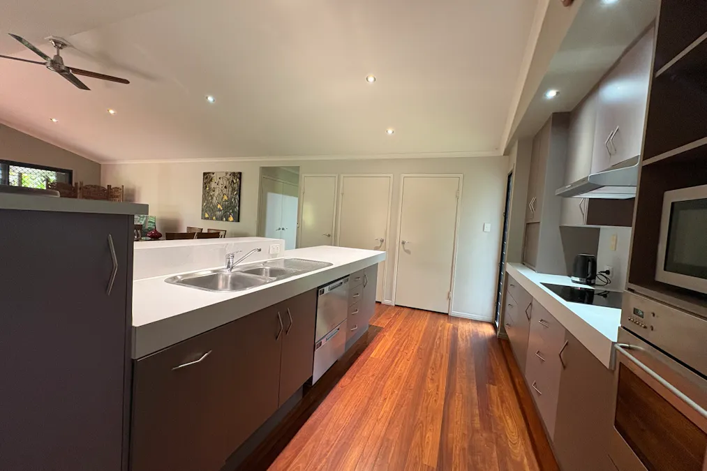 16 Golden Avenue, Tannum Sands, QLD, 4680 - Image 13