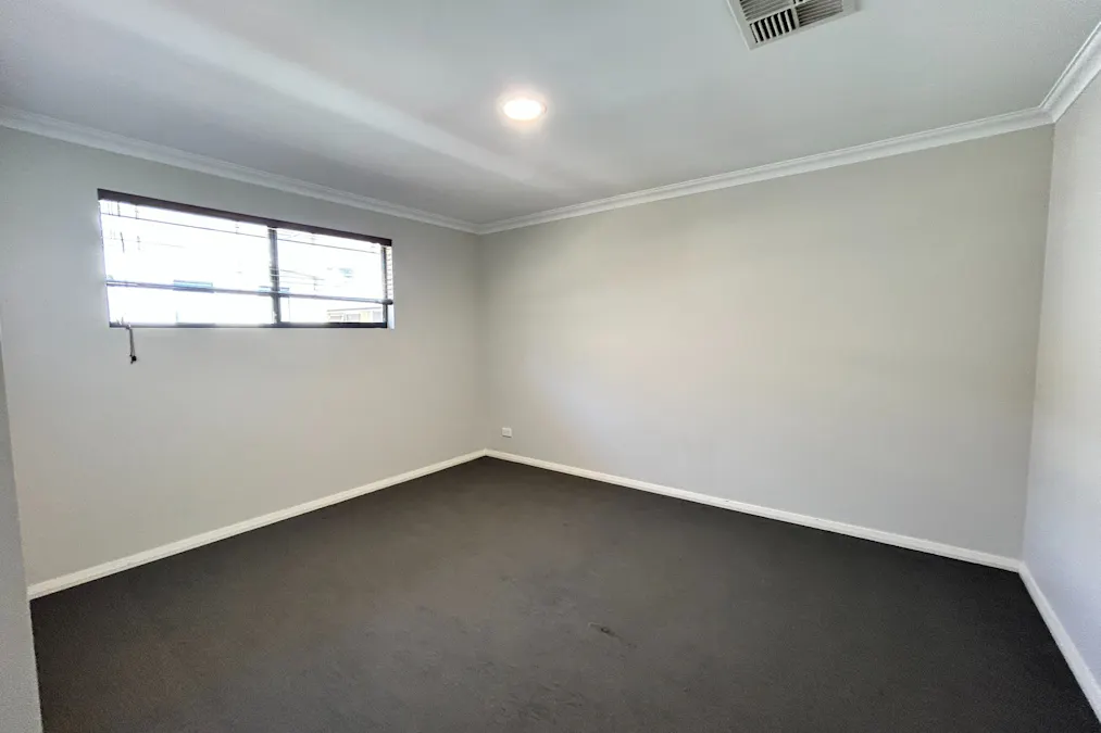 2/17 Hayward Street, South Bunbury, WA, 6230 - Image 6