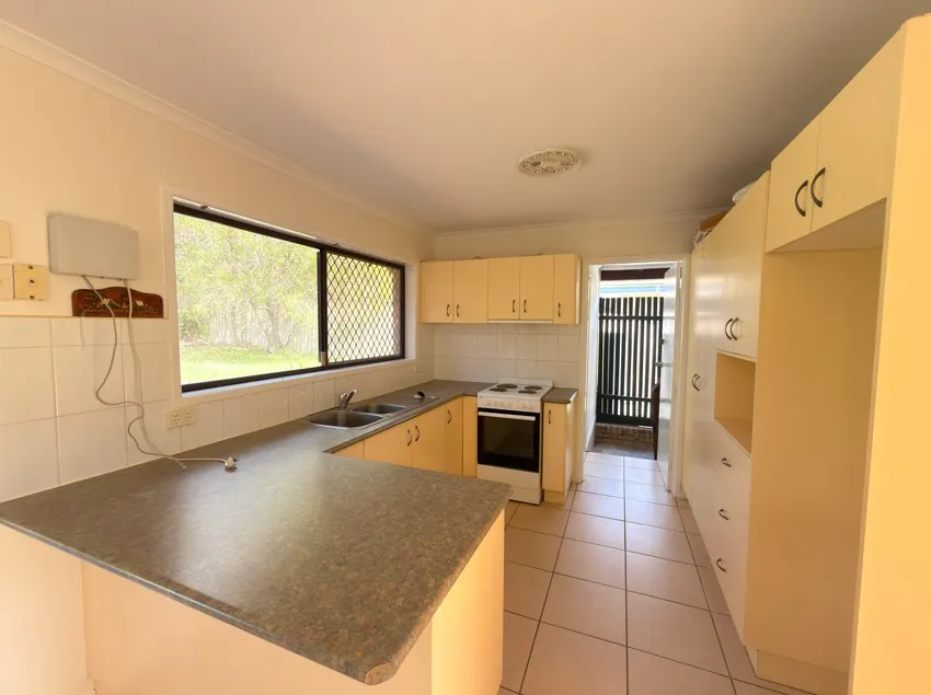 17 McInnerney , Collingwood Park, QLD, 4301 - Image 5