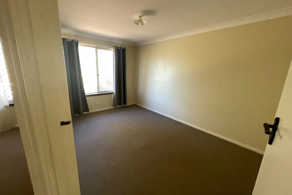 12A Hayward Place, Australind, WA, 6233 - Image 8