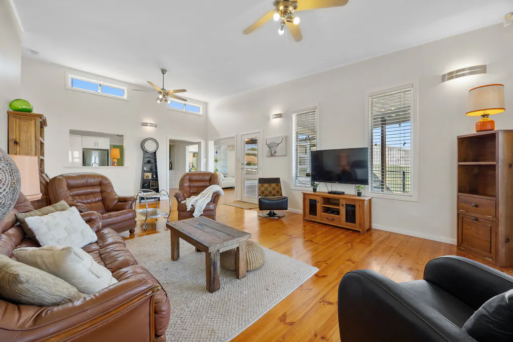 42 Penzance Avenue, Christies Beach, SA, 5165 - Image 11