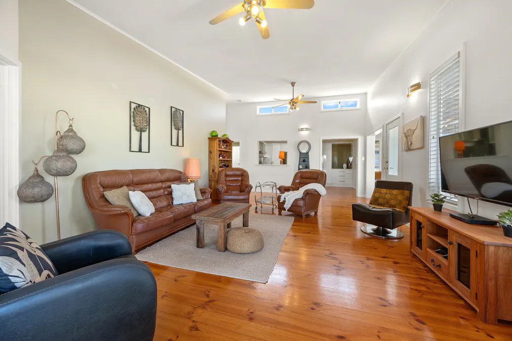 42 Penzance Avenue, Christies Beach, SA, 5165 - Image 10