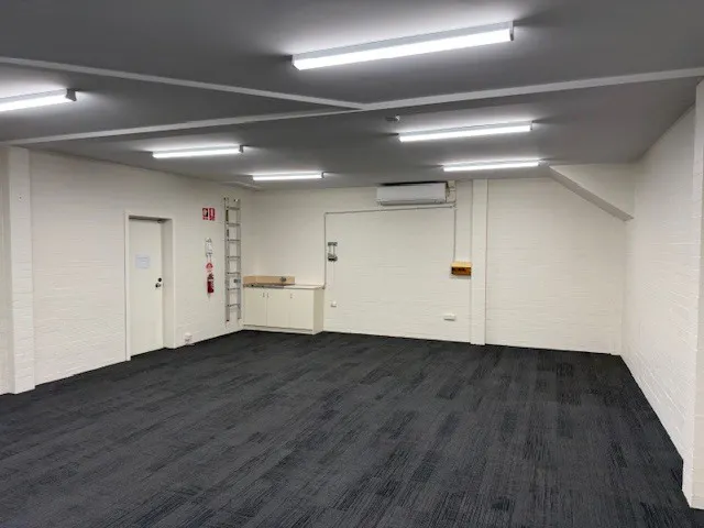 1A/135 Victoria Street, Bunbury, WA, 6230 - Image 4