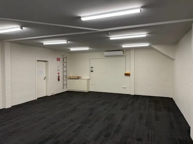 1A/135 Victoria Street, Bunbury, WA, 6230 - Image 5