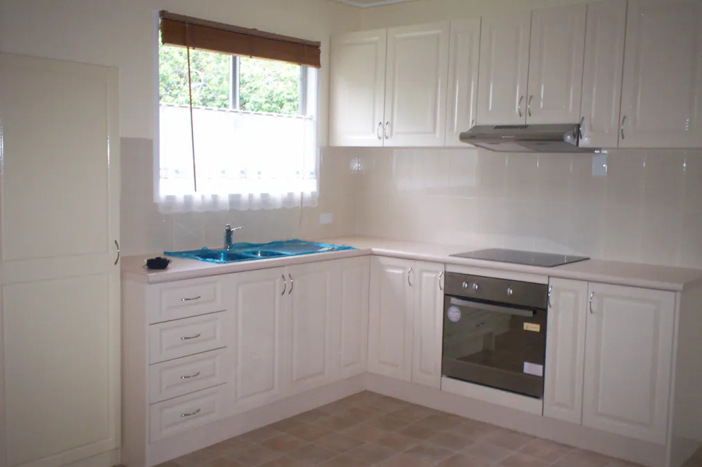 1/6 Force Street, West Gladstone, QLD, 4680 - Image 2