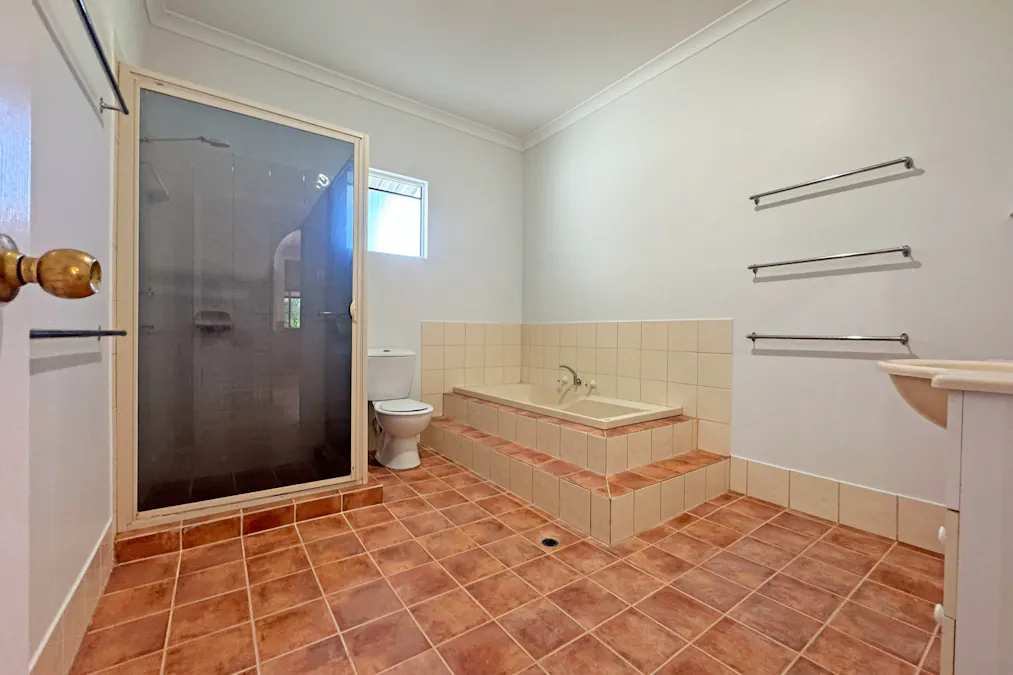 221 Helms Drive, Pink Lake, WA, 6450 - Image 19