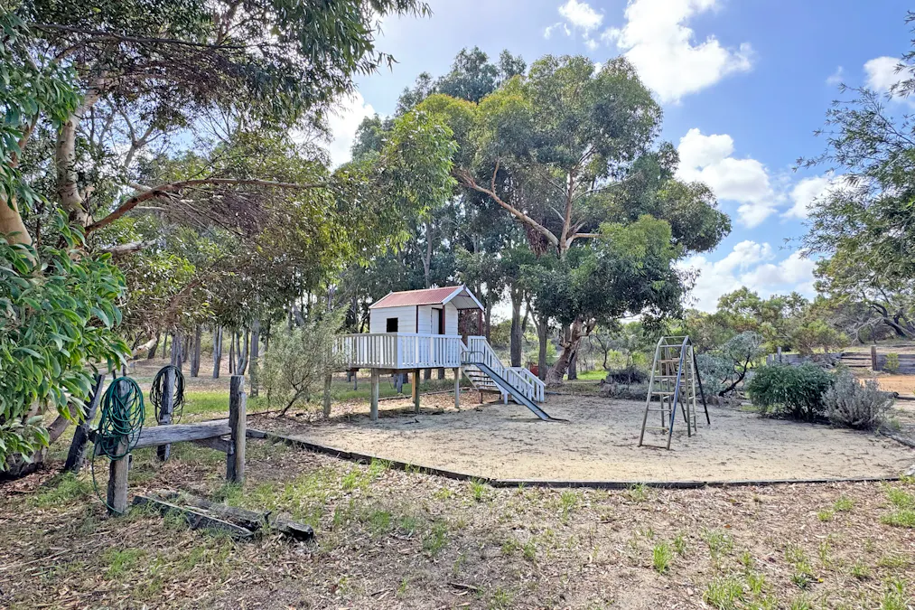 221 Helms Drive, Pink Lake, WA, 6450 - Image 26