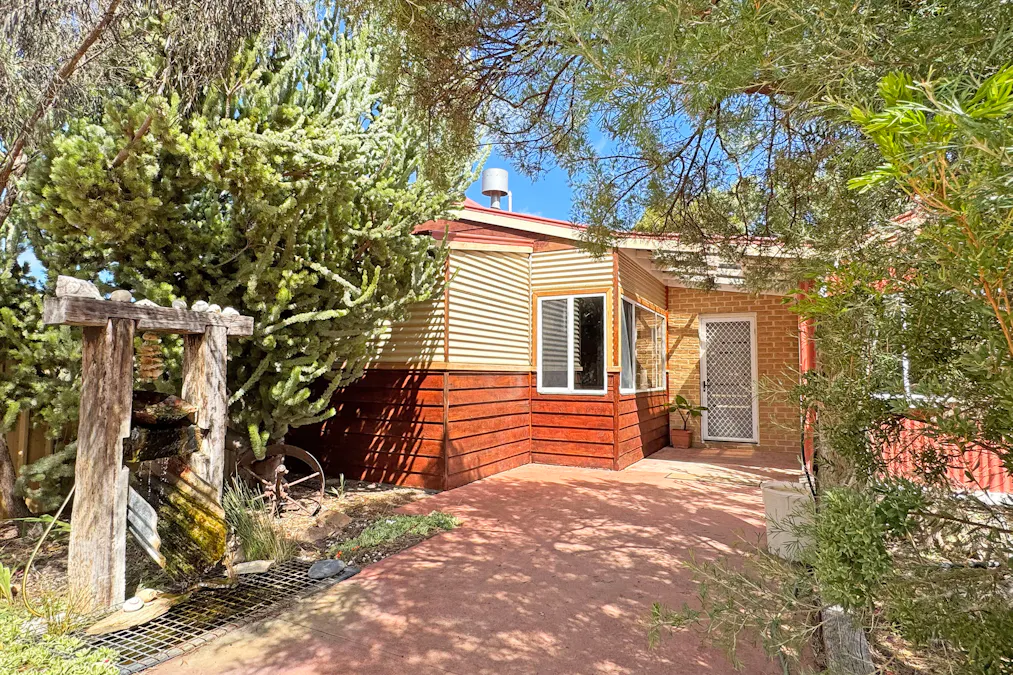 221 Helms Drive, Pink Lake, WA, 6450 - Image 3