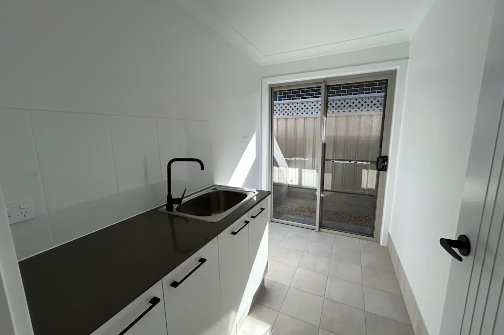 7 Malanda Avenue, Dubbo, NSW, 2830 - Image 11