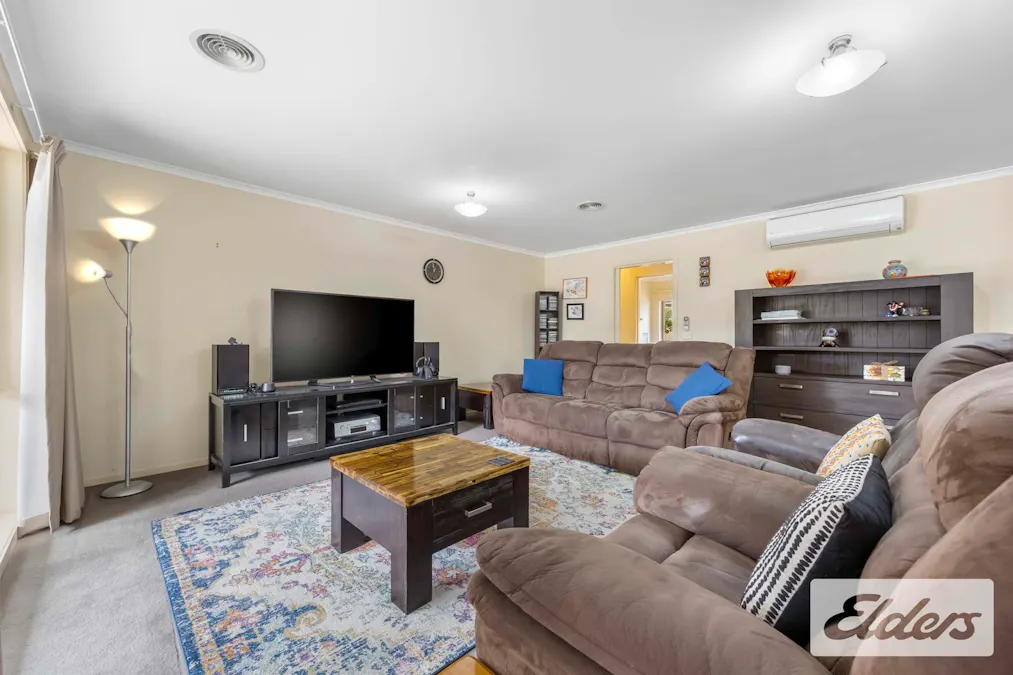 32 Grand Junction Drive, Miners Rest, VIC, 3352 - Image 11