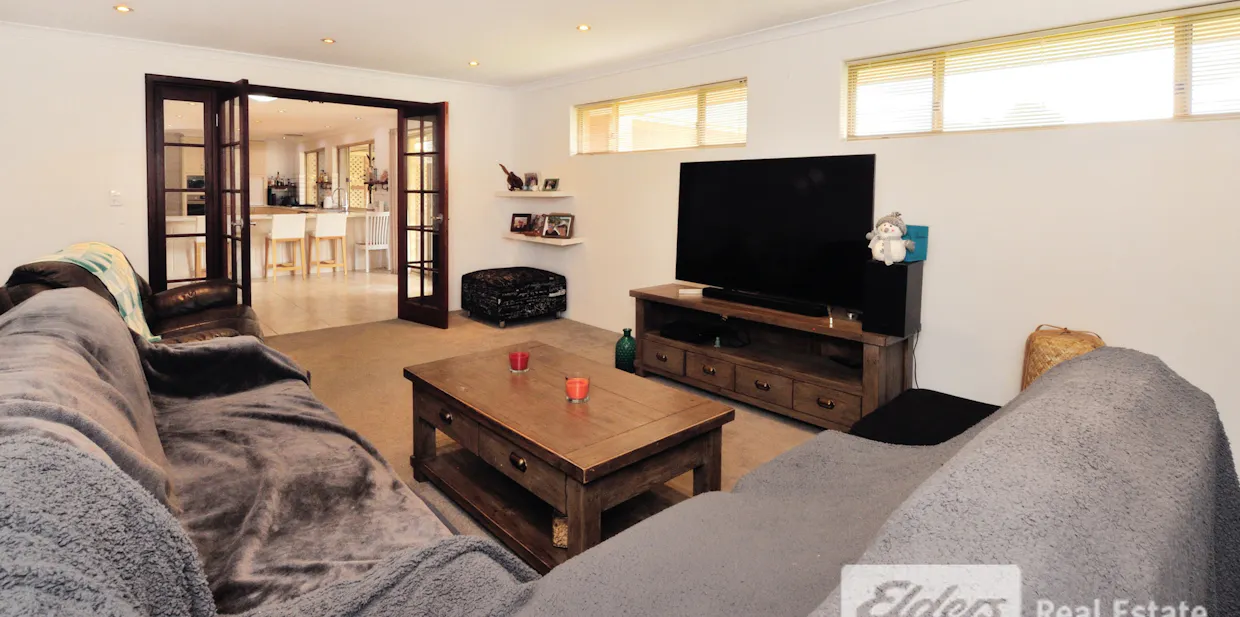 48 Jubilee Drive, Waikiki, WA, 6169 - Image 4