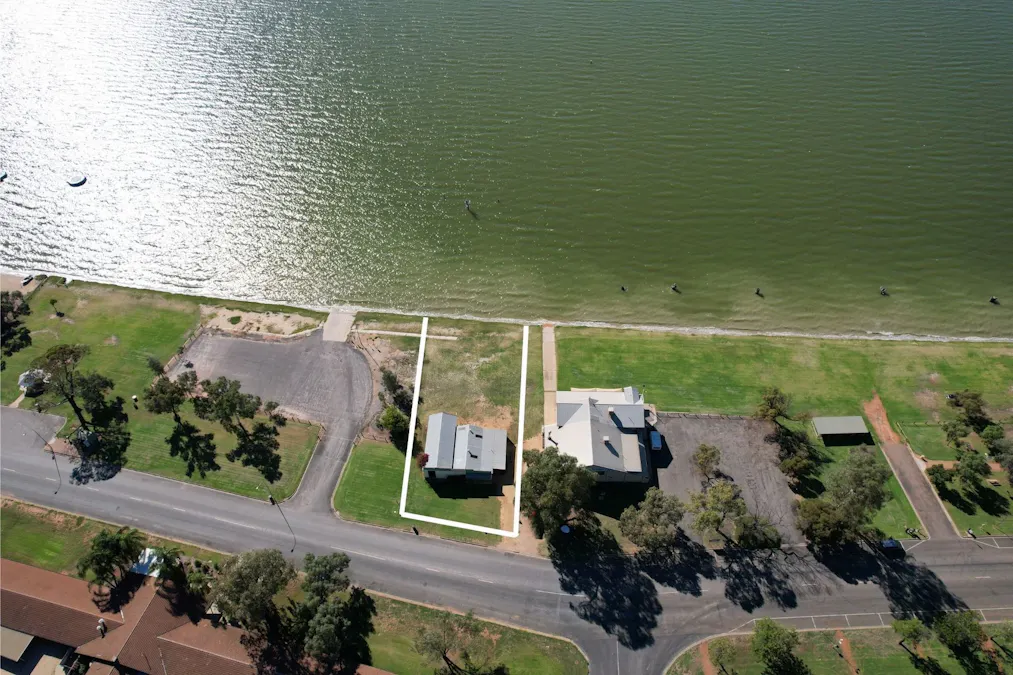 Lot 18 Queen Elizabeth Drive, Barmera, SA, 5345 - Image 2