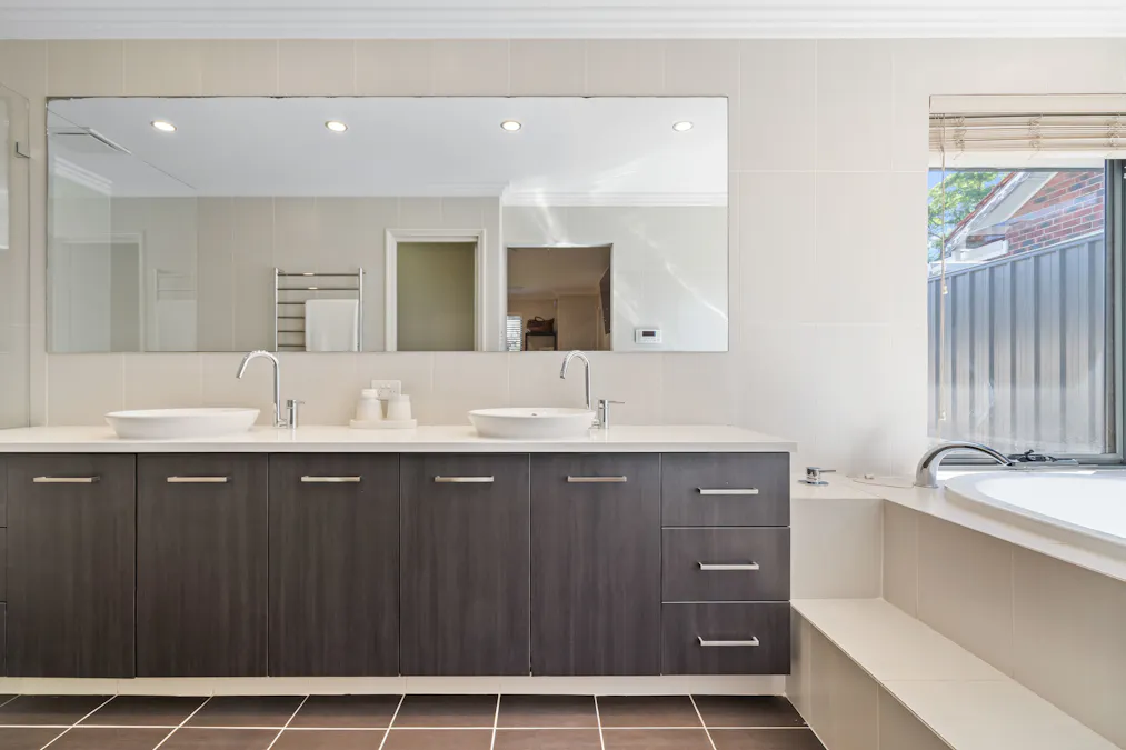 4 Bransby Street, Morley, WA, 6062 - Image 15