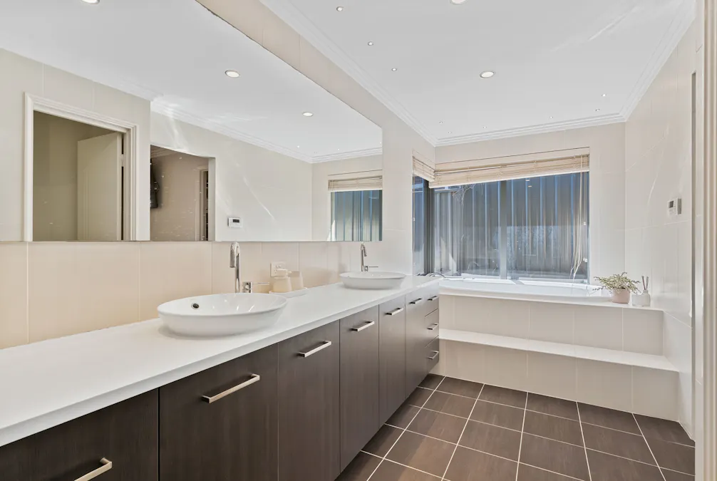 4 Bransby Street, Morley, WA, 6062 - Image 16